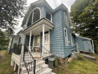 Foreclosed Home - 300 W C ST, 49801