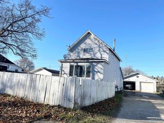 Foreclosed Home - 522 N 11TH ST, 49837