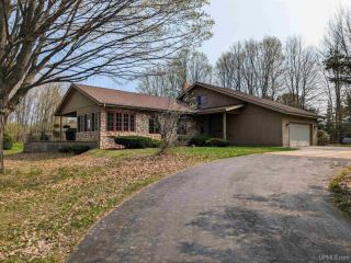 Foreclosed Home - 135 ORCHARD LN, 49885