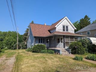 Foreclosed Home - 302 3RD ST, 49953