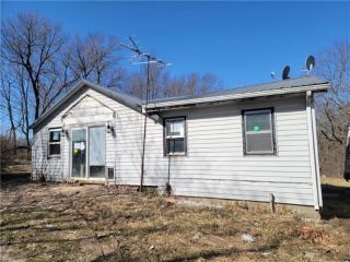 Foreclosed Home - 28238 337TH CT, 50003