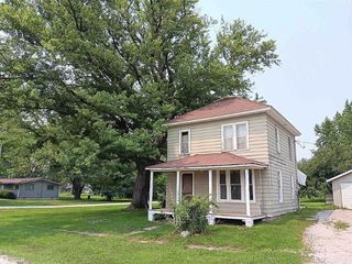 Foreclosed Home - 511 W MAPLE ST, 50008