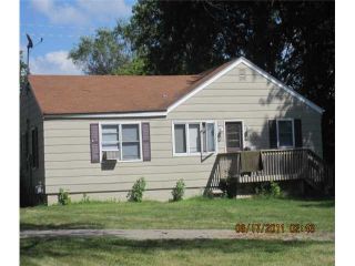 Foreclosed Home - 637 31ST AVE SW, 50009