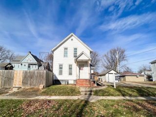 Foreclosed Home - 1115 3RD ST, 50036