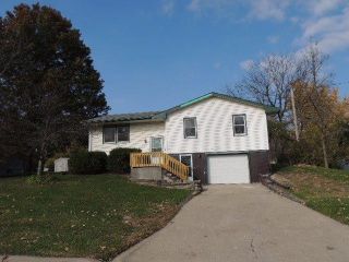 Foreclosed Home - 1315 Woodlawn Ave, 50049