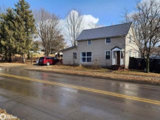 Foreclosed Home - 334 N 7TH ST, 50049