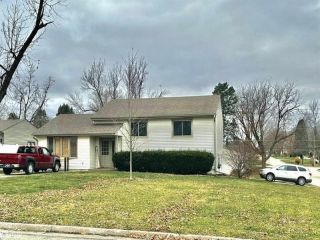 Foreclosed Home - 1723 SPENCER ST, 50112