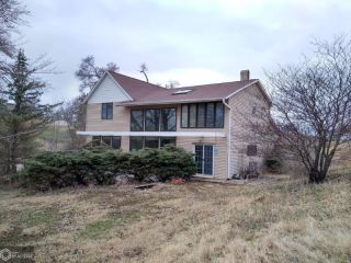 Foreclosed Home - 3094 E 156TH ST N, 50112