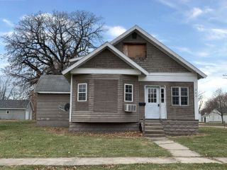 Foreclosed Home - 300 S PINET ST, 50129