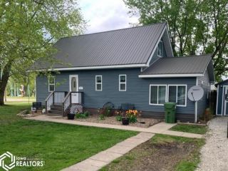 Foreclosed Home - 201 E 1ST AVE, 50133