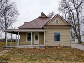 Foreclosed Home - 2208 N E AVE, 50150