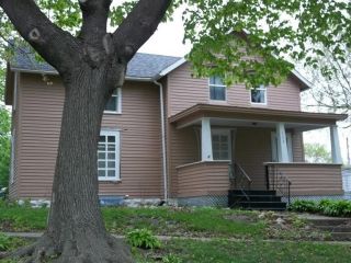 Foreclosed Home - 308 Washington St, 50157