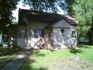 Foreclosed Home - 308 N CENTER ST, 50158