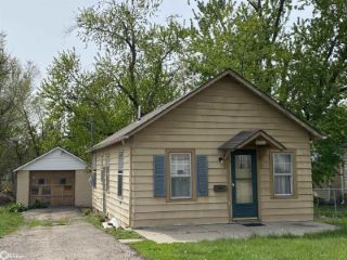 Foreclosed Home - 909 FINKLE AVE, 50158