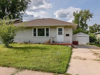 Foreclosed Home - 1505 W MAIN ST, 50158