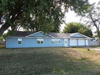Foreclosed Home - 417 8th St, 50167