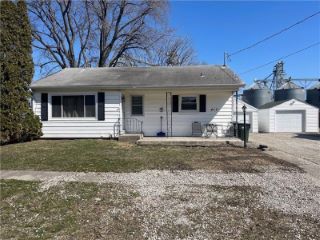 Foreclosed Home - 410 S COMMERCE ST, 50170