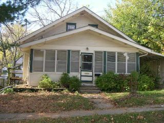 Foreclosed Home - 717 W 3RD ST S, 50208