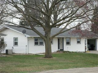 Foreclosed Home - 303 N 19TH AVE W, 50208