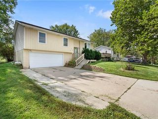 Foreclosed Home - 4738 DEVLIN DR, 50211