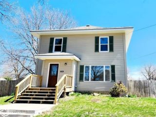 Foreclosed Home - 215 S TEMPLE ST, 50213