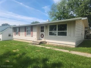 Foreclosed Home - 816 S KOSSUTH ST, 50213