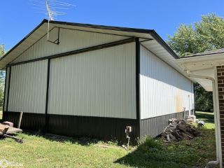 Foreclosed Home - 811 EISENHOWER RD, 50213
