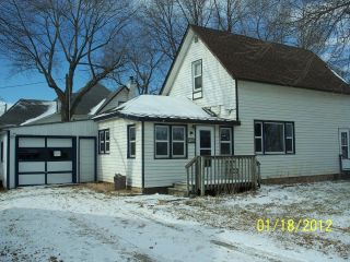 Foreclosed Home - 120 NE 4TH ST, 50216