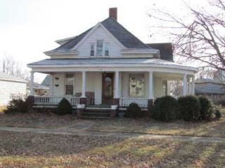Foreclosed Home - 105 E 6TH ST, 50228