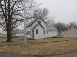 Foreclosed Home - 501 5TH ST, 50235