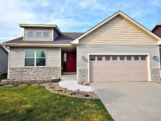 Foreclosed Home - 175 SE STONE PRAIRIE DR, 50263