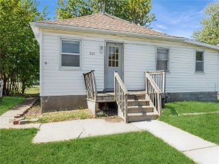 Foreclosed Home - 207 PINE AVE, 50276