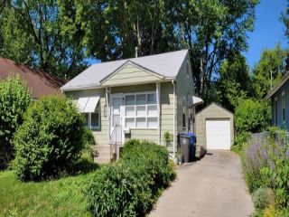 Foreclosed Home - 3306 COLUMBIA ST, 50313