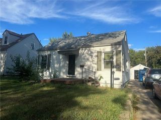 Foreclosed Home - 4105 1ST ST, 50313