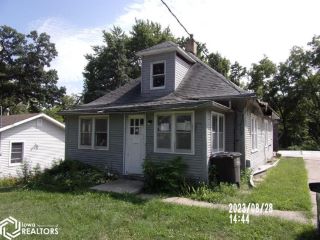 Foreclosed Home - 700 KIRKWOOD AVE, 50315