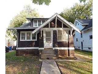Foreclosed Home - 1801 E 12th St, 50316