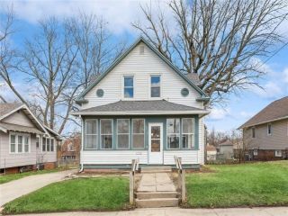 Foreclosed Home - 3213 E 12TH ST, 50316