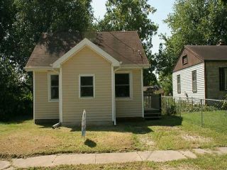 Foreclosed Home - 2425 MAPLE ST, 50317