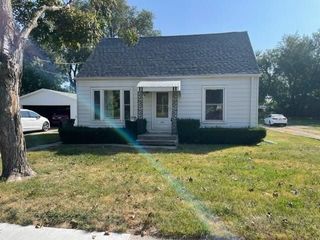 Foreclosed Home - 1711 E 24TH ST, 50317
