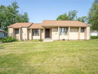 Foreclosed Home - 4406 61ST ST, 50322