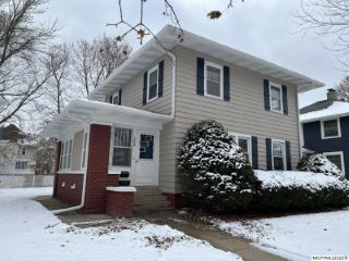 Foreclosed Home - 229 7TH ST NW, 50401