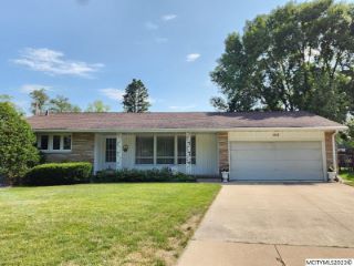 Foreclosed Home - 1737 HILLCREST DR, 50401