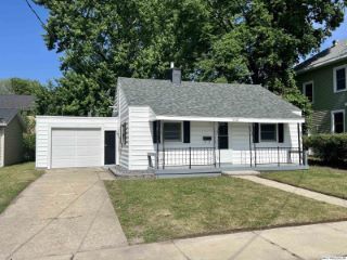 Foreclosed Home - 1026 N ADAMS AVE, 50401