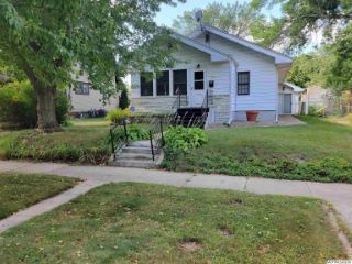 Foreclosed Home - 202 S VERMONT AVE, 50401