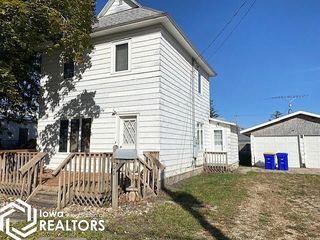 Foreclosed Home - 166 1ST ST NE, 50423