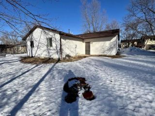Foreclosed Home - 1015 N 8TH ST W, 50428