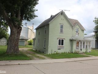 Foreclosed Home - 105 W MAIN ST, 50449