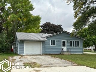 Foreclosed Home - 303 8TH ST S, 50529