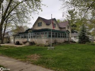 Foreclosed Home - 321 S JACKSON AVE, 50533