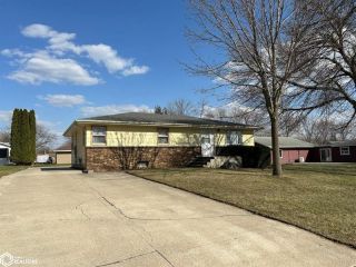 Foreclosed Home - 1504 MADISON ST, 50536